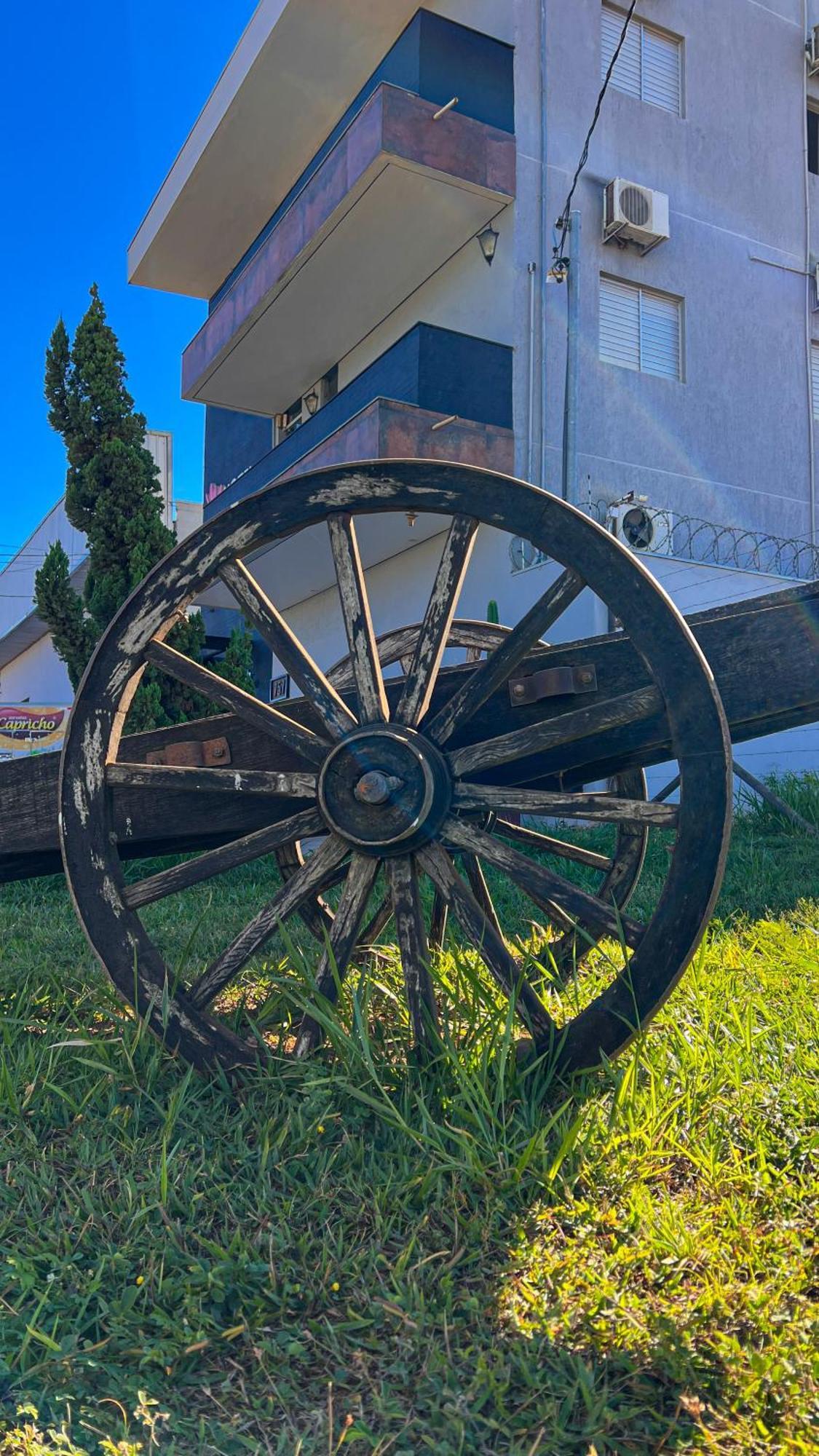 Hotel Cerrado Montes Claros Exterior foto